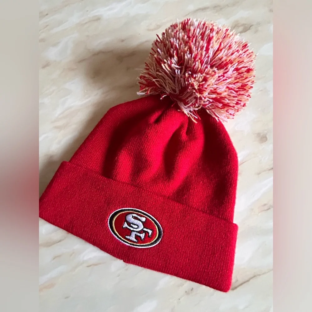 NFL Team Apparel San Francisco 49ers Youth Cuffed Knit Hat With Pom‎